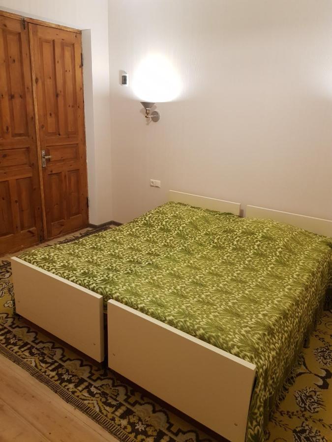 Tkhibuli Guest House Tqibuli Luaran gambar